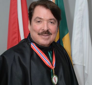 Imagem - O médico Edilberto Maia é o novo acadêmico na Academia de Medicina do Pará