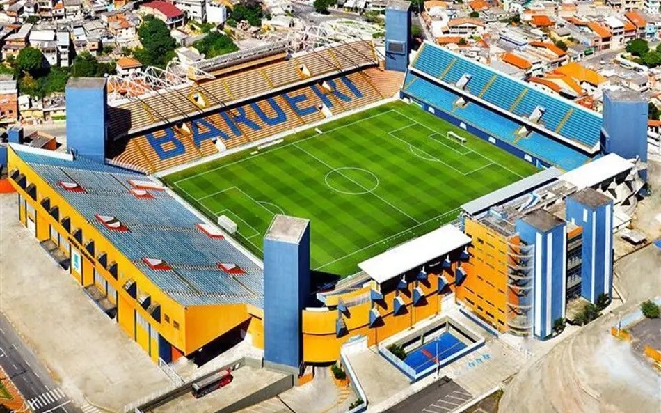 Equipes se enfrentam na Arena Barueri - 