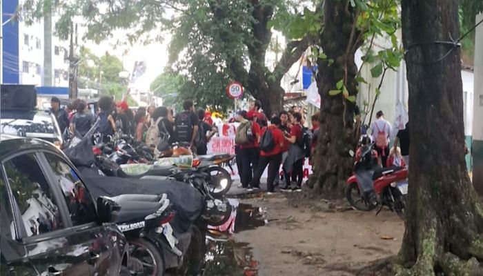 Protesto contra escala 6x1 atrasa coleta de lixo em Belém