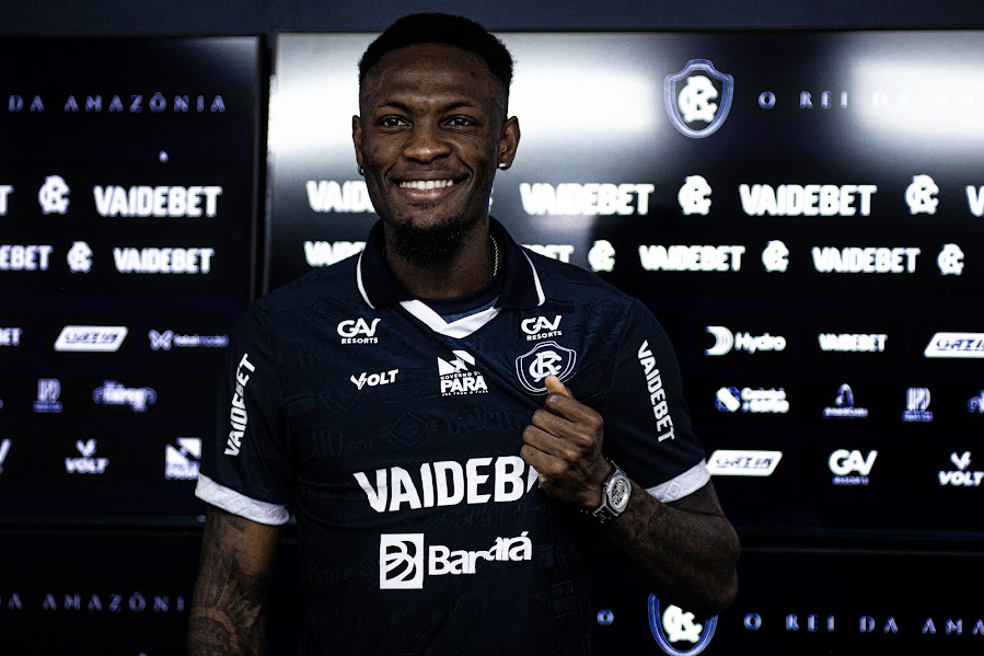 Imagem - Zagueiro camaronês é apresentado no Remo e celebra chegada: 'Orgulho do caralh*'