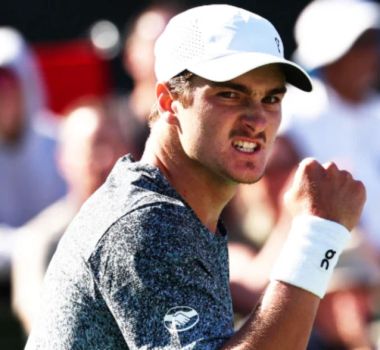 Imagem - João Fonseca vira jogo contra Khachanov e avança à terceira fase em Indian Wells