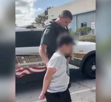 Imagem - Aluno de 10 anos é detido após ameaçar colegas em escola na Flórida