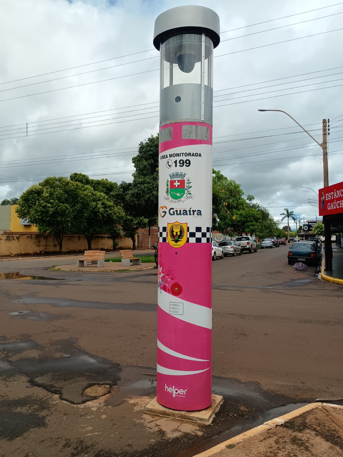 Totens cor de rosa; dispositivo ajuda a prevenir feminicídios