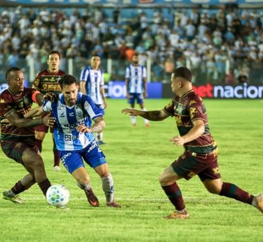 Imagem - Ex-bicolor, capitão da Portuguesa-RJ detonou o gramado da Curuzu