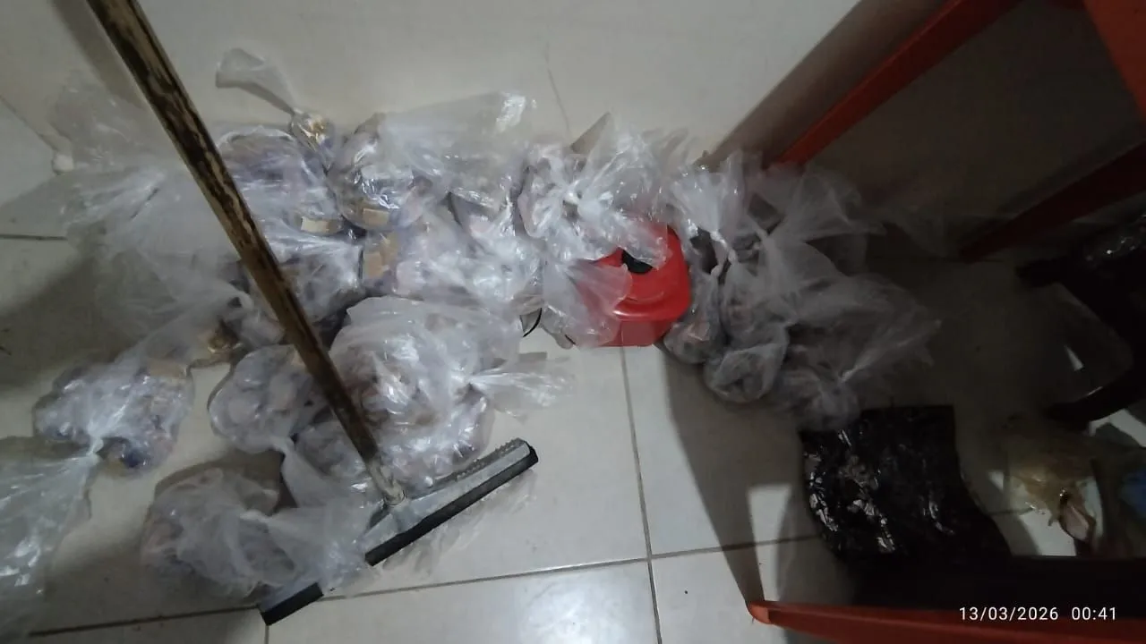 Polícia Militar apreende mais de 40 kg de drogas e prende casal na zona sul de São Paulo