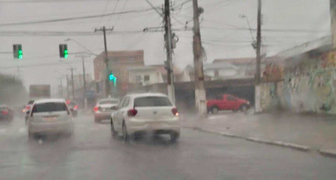 (Chuva em Belém - )