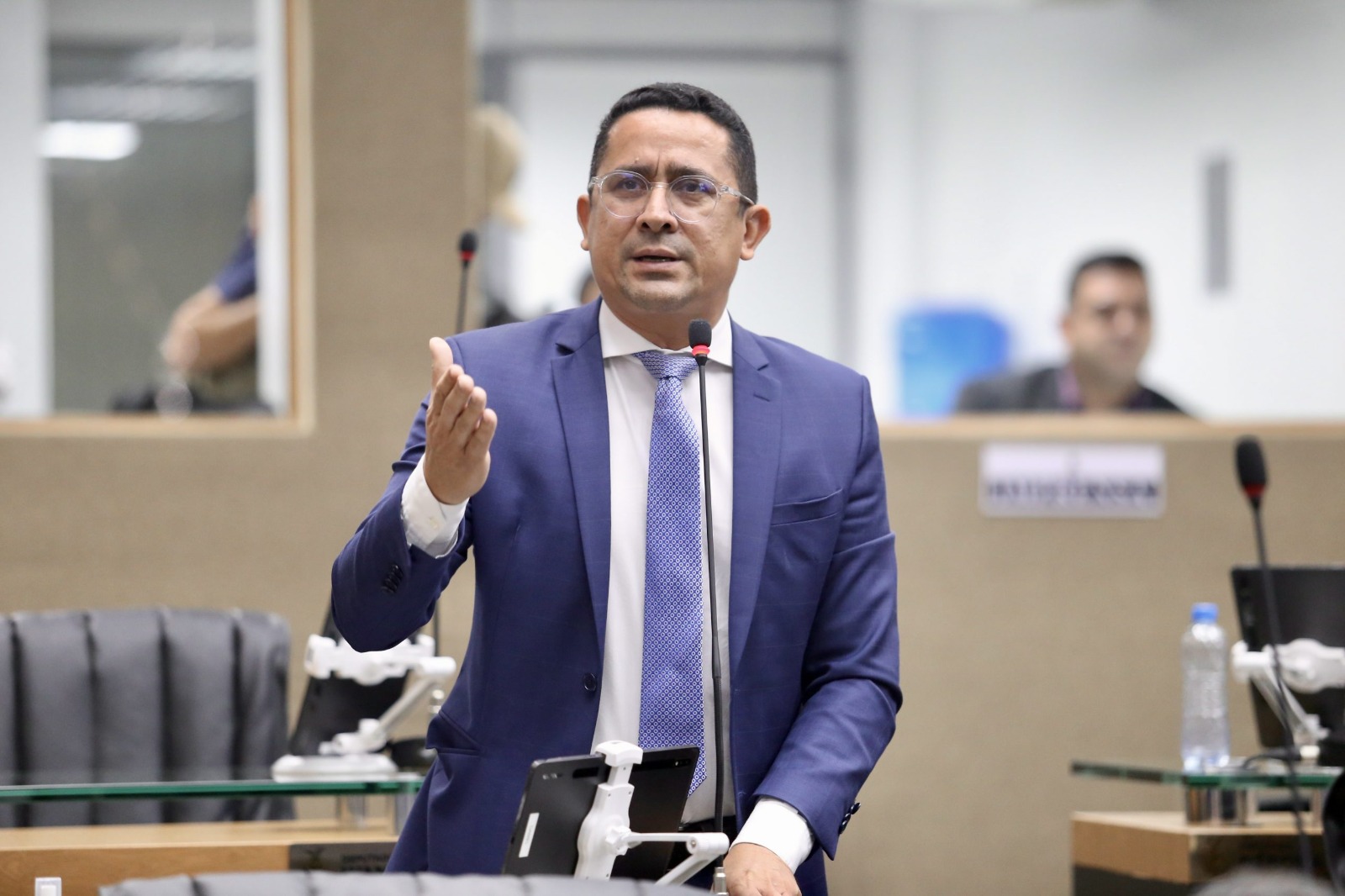 Imagem - Áudio mostra irmão do prefeito de Manaus pressionando servidora após denúncia na saúde