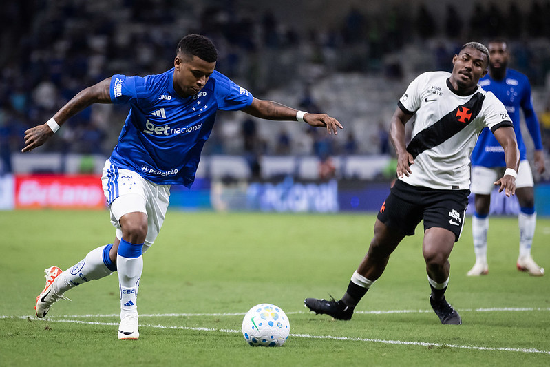 Raposa e Vascão fizeram jogo movimentado no Mineirão - 