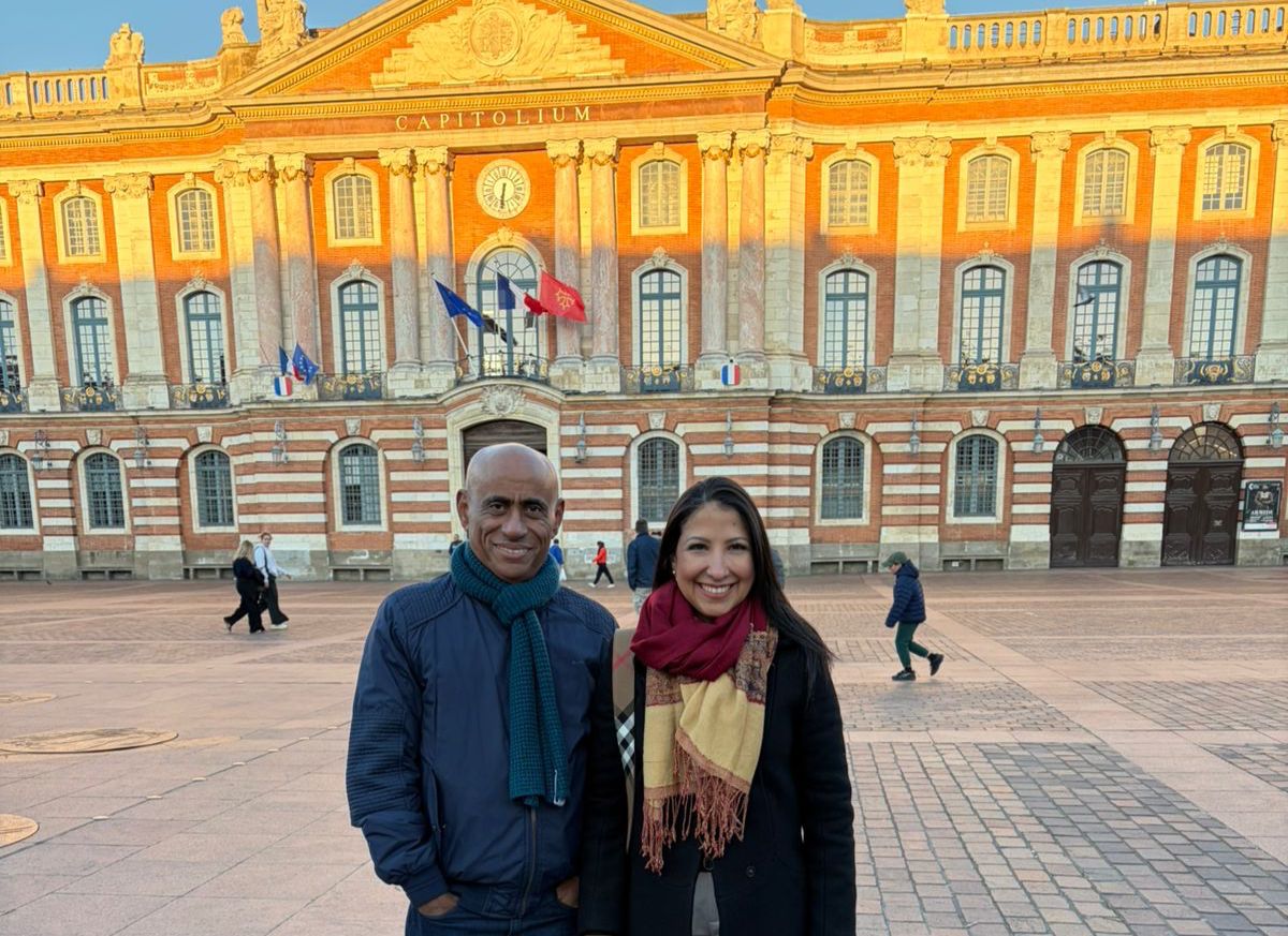 Reitor Gilmar Pereira e Profa. Lise Tupiassu