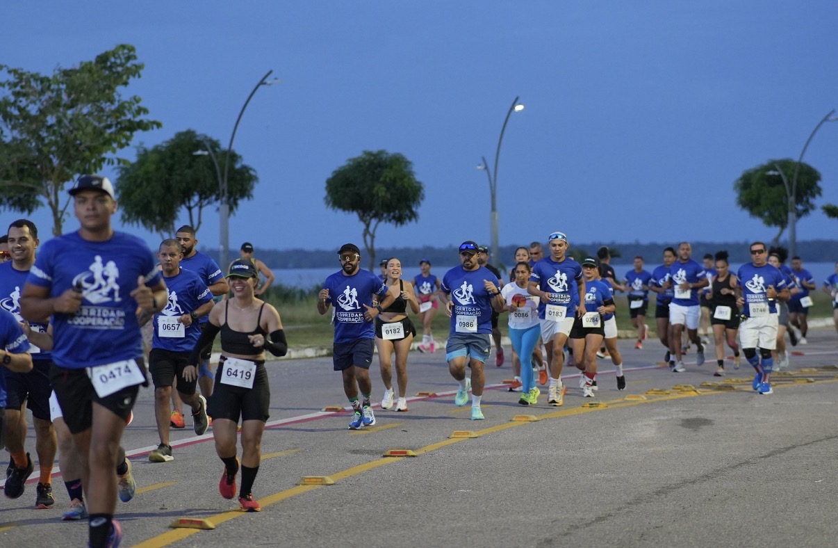 A programação teve início às 5h30, com a concentração dos participantes. A largada da prova de 10 km ocorreu às 6h, seguida da largada da prova de 5 km às 6h10, tendo o Portal da Amazônia como ponto de partida e chegada.
