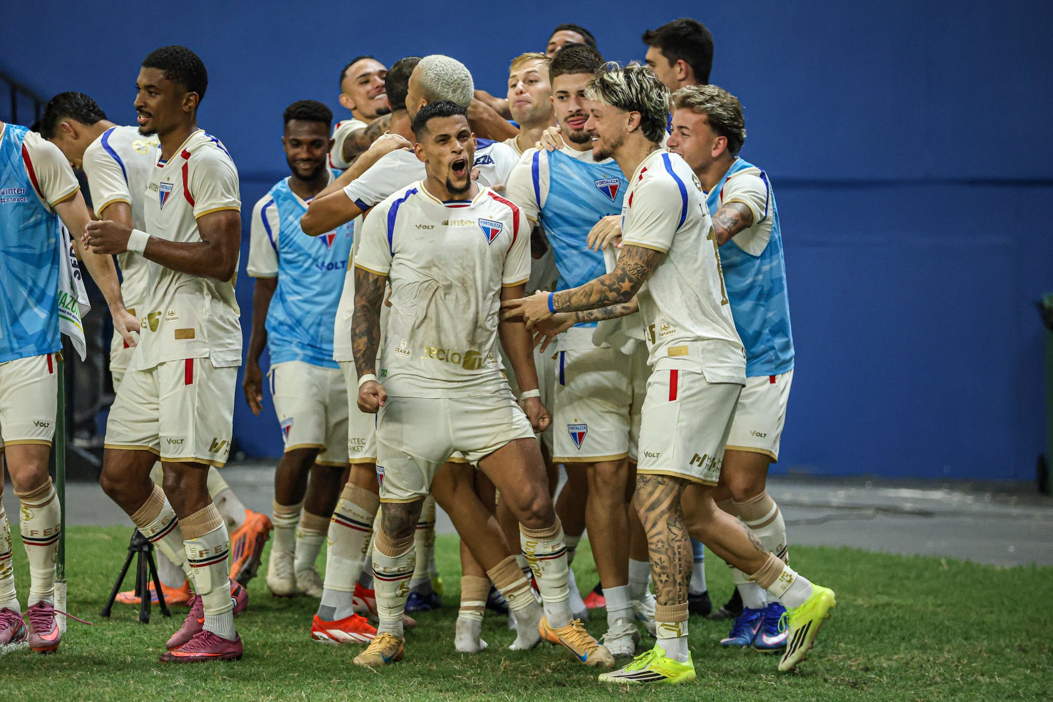 Tricolor vai ao Rio de Janeiro em busca da classificação - 