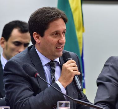 Imagem - Aliado de Vorcaro no Banco Central e irmão movimentam R$7,7 milhões em imóveis