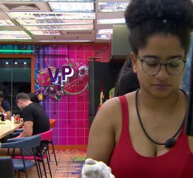 Imagem - Após estalecada, Milena e Cowboy protagonizam discussão