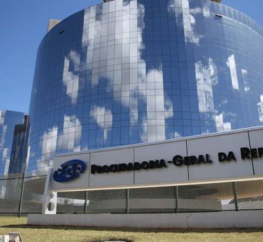 Imagem - Moraes pede parecer da PGR sobre prisão domiciliar para Bolsonaro