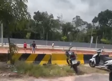 Registros de ocupações irregulares nesta sexta-feira (20), na Rua da Marinha, em Belém. — 