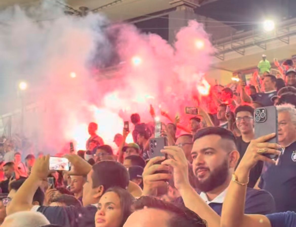 Imagem - Torcida do Remo lota setor visitante do Maracanã e e chama atenção mesmo após derrota