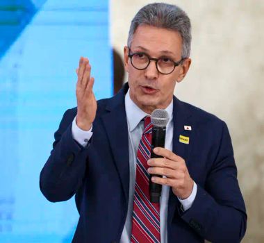 Imagem - Zema volta a comparar ações de ministros do STF a casos de 'abuso infantil' na Igreja