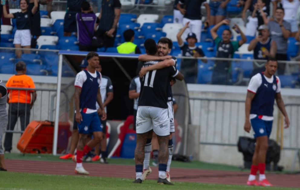 Imagem - Autor de dois gols contra o Bahia, Taliari comemora vitória do Remo: 'Muito especial'