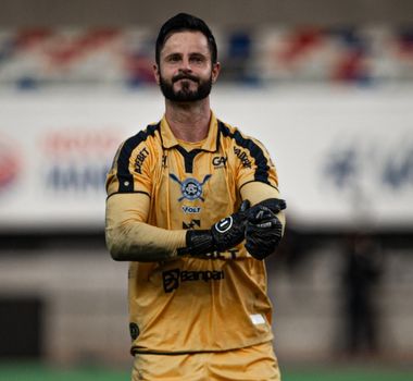 Imagem - Marcelo Rangel entra para história do Remo ao defender pênaltis em três divisões diferentes do Brasileirão