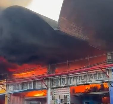 Imagem - Vídeo: incêndio atinge galpão da Ceasa no Rio de Janeiro