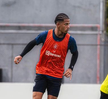 Imagem - Zagueiro que rescindiu com o Remo acerta com clube de Série D