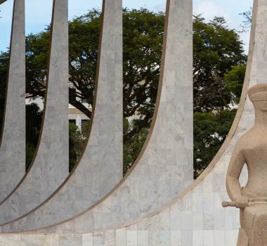 Imagem - STF inicia votação sobre suspensão do pagamento de penduricalhos