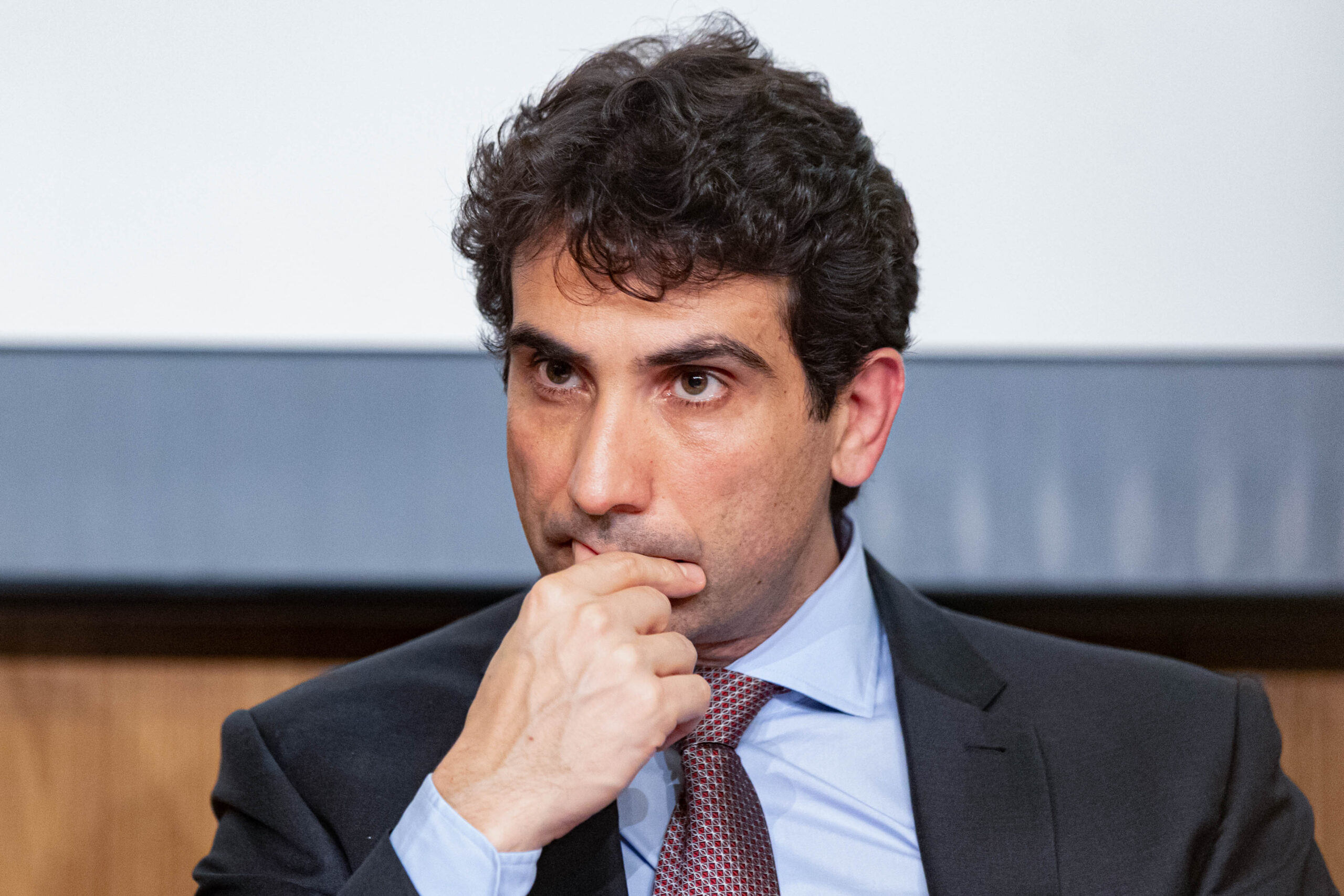 Gabriel Galípolo, revelou nesta quinta-feira (26) que o Brasil atingiu a marca de 101 milhões de usuários de cartão de crédito. —