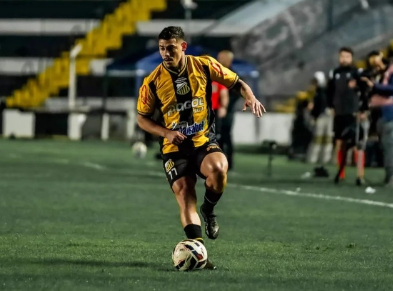 Lateral rescinde com o Novorizontino para assinar com o Leão - 