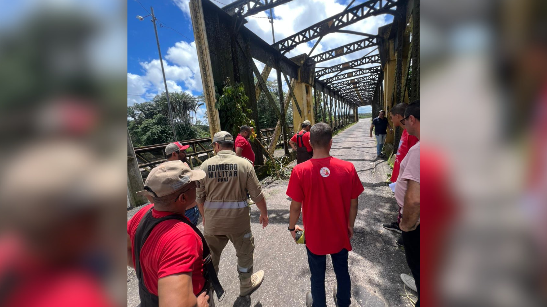 Trecho no km 140 foi fechado após fortes chuvas causarem rachaduras e risco estrutural na ponte do Rio Livramento