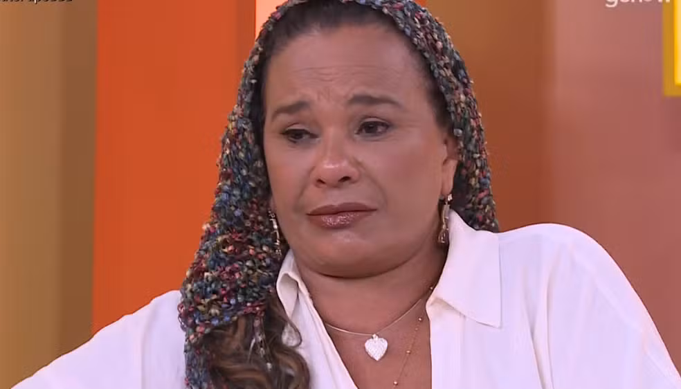 Gil do Vigor dá baile em Solange Couto durante entrevista após eliminação no "BBB 26"
