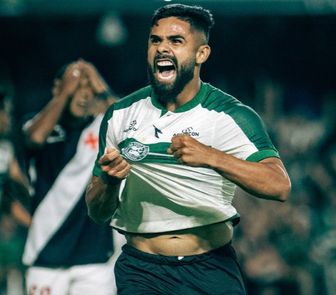 Imagem - Coritiba arranca empate no fim contra o Vasco pelo Brasileirão