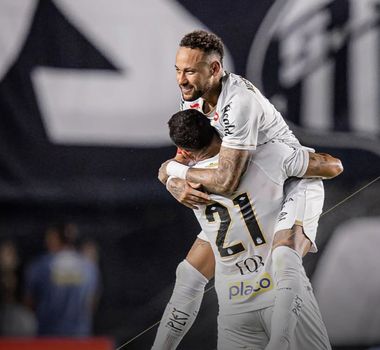 Imagem - Santos vence o Remo por 2 a 0 na Vila Belmiro e respira na tabela