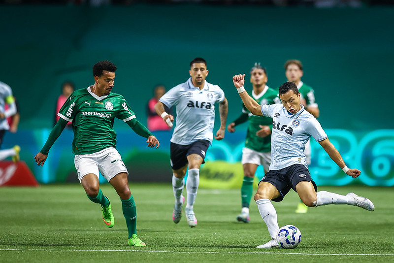 Equipes se enfrentam na Arena Barueri, em São Paulo - 