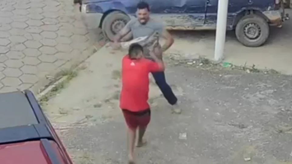 Jovem morre em ataque brutal com faca no sul do Pará.