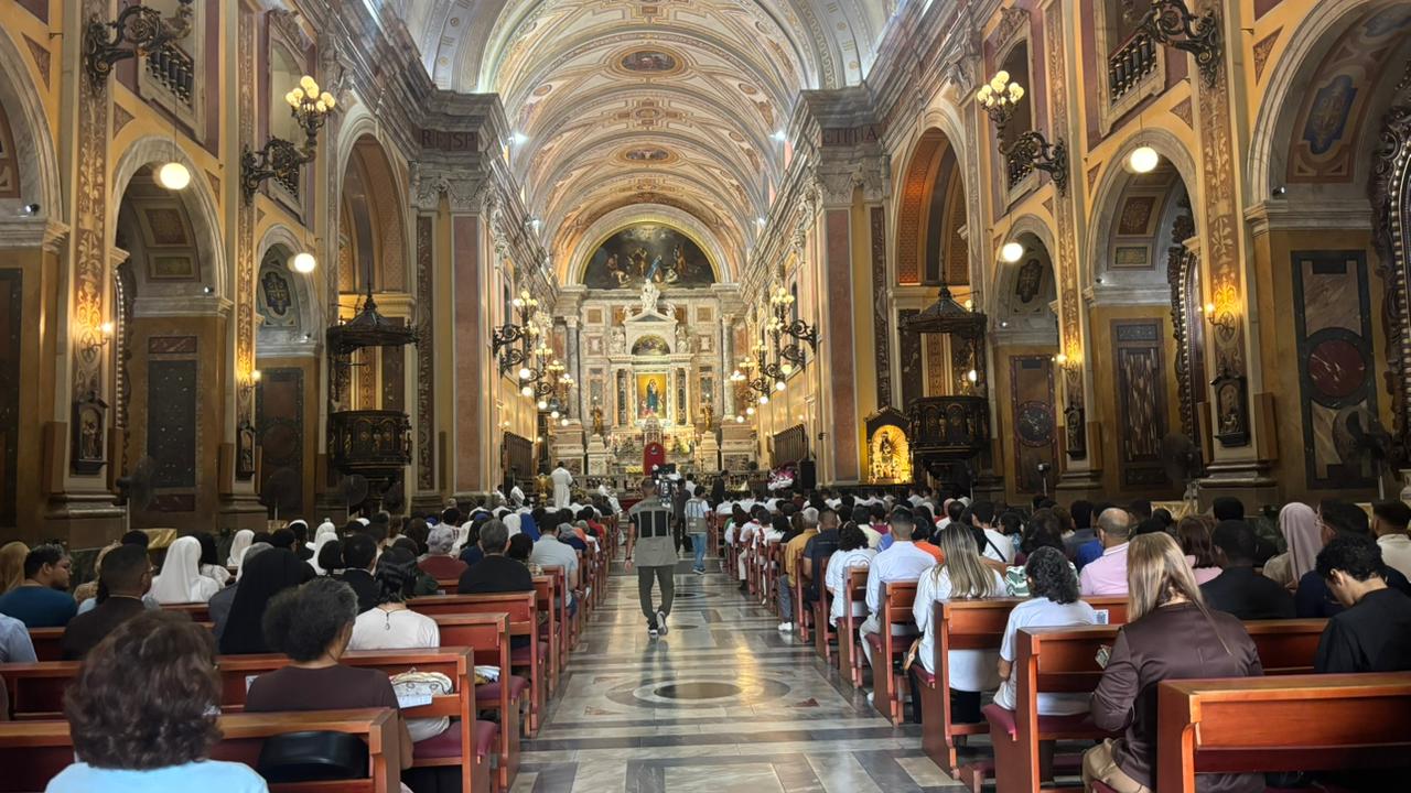 Missa do Lava-Pés relembra a instituição da Eucaristia; confira programação de missas