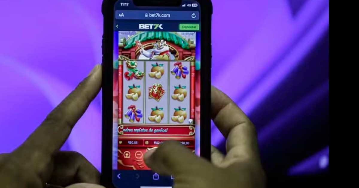 (Com a autorização, a Justiça do Trabalho enviará ofícios às empresas de apostas para que informem se há saldos, créditos ou valores mantidos em nome das devedoras.)