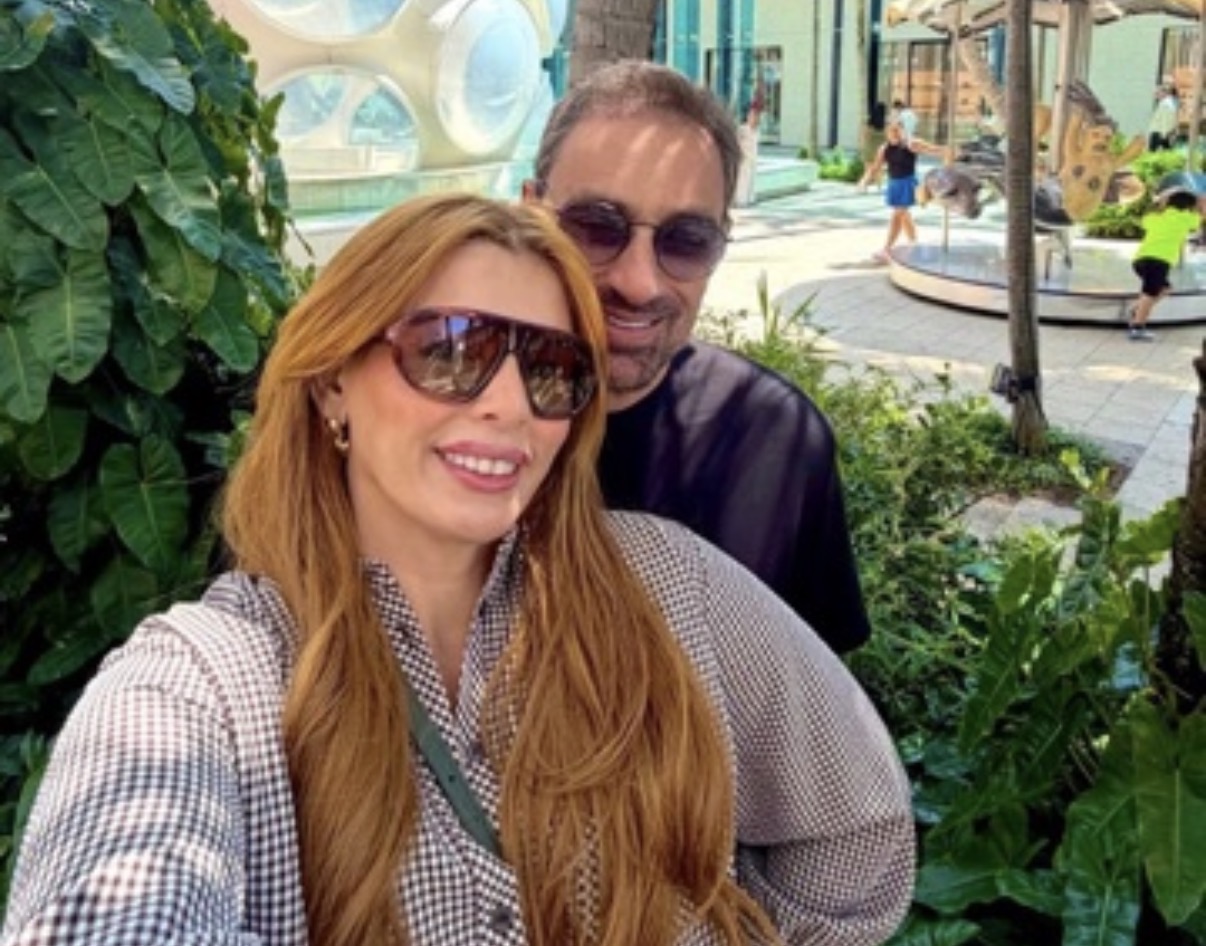 Depois de uma mini temporada em Miami, relaxando e observando as novidades para os seus respectivos negócios, o casal Débora e Jefferson Goldenberg 
retornou a Belém e ao batente. 

