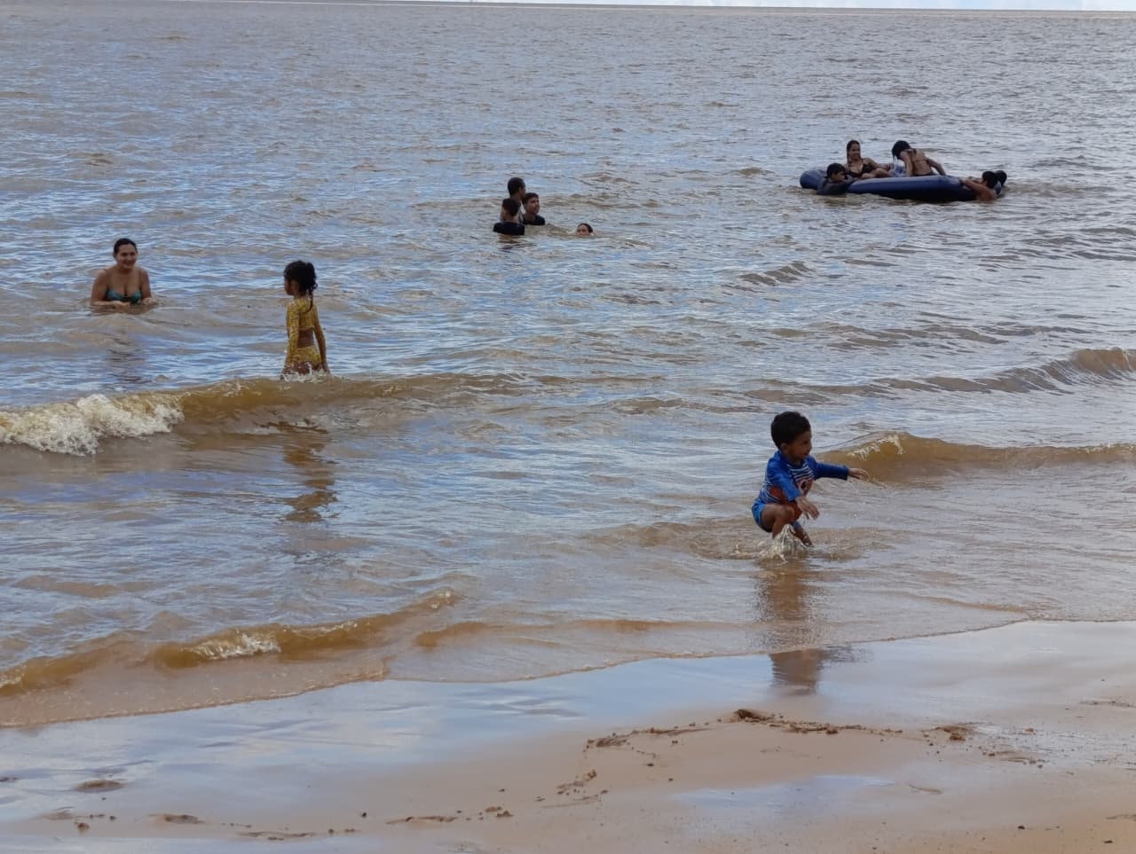 Ilha de Mosqueiro recebeu grande público, mas clima foi de traquilidade durante o feriadão
