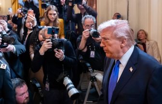 Trump chama iranianos de 'animais' e nega que ataques a alvos civis sejam crimes de guerra