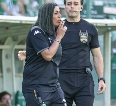 Imagem - Nívia de Lima faz história e é a primeira mulher auxiliar técnica na Série A