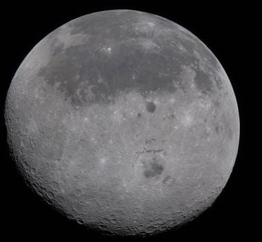 Imagem - VÍDEO: Missão Artemis II divulga novas imagens da Lua e bate recorde histórico de distância da Terra