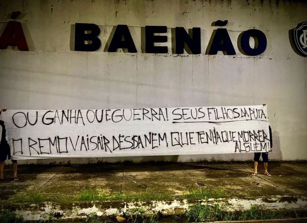 Protesto feito pela torcida do Remo em outra ocasião 