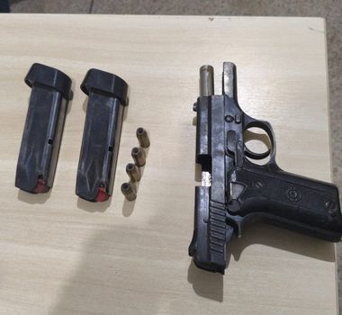 Imagem - Criminoso é alvejado em confronto com Policiais