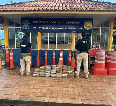 Imagem - PRF apreende 106 kg de maconha dentro de caminhonete na BR-230, em Altamira