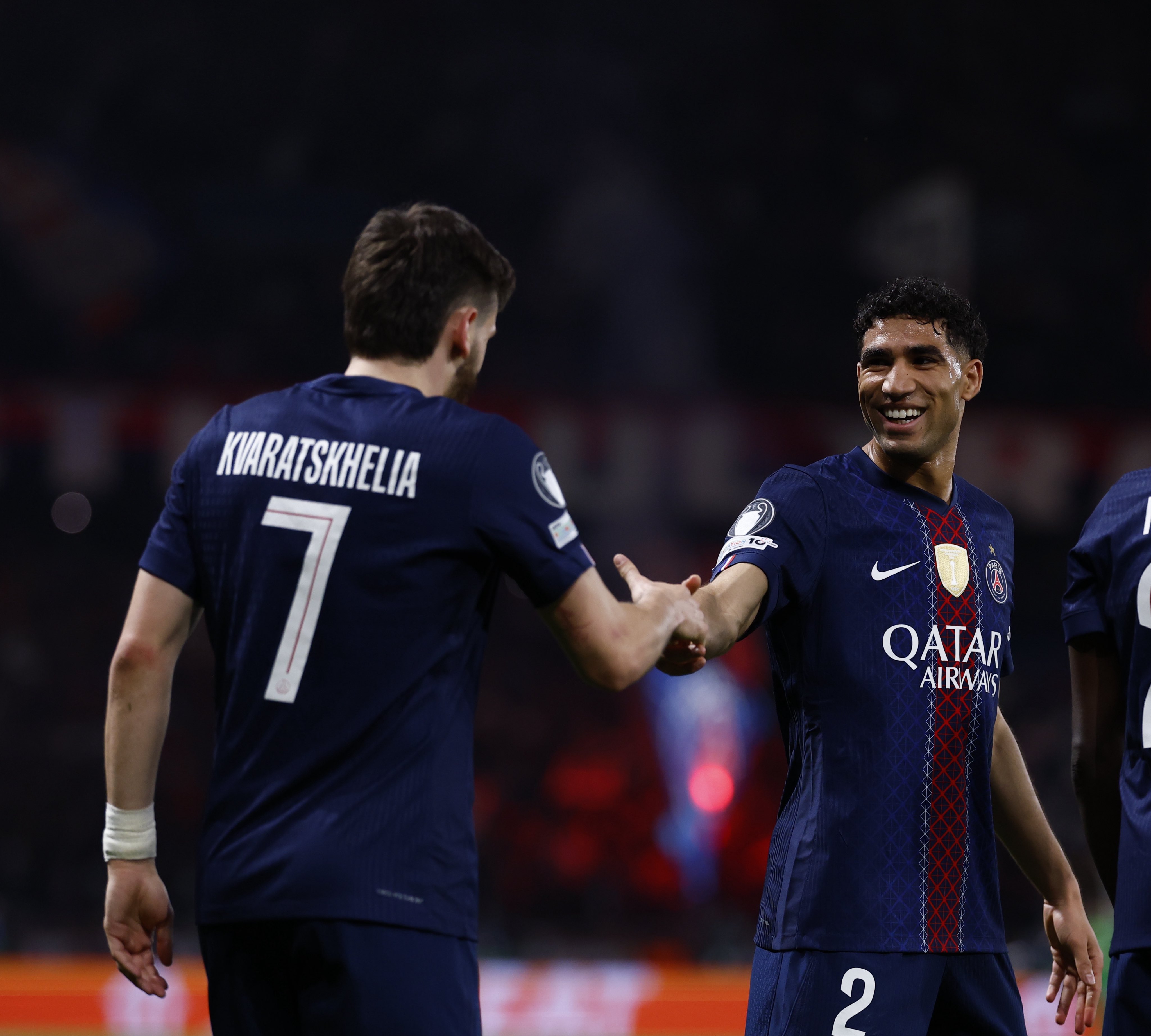 PSG leva vantagem para Liverpool, no jogo da volta