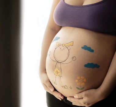 Imagem - Lei regulamenta profissão de doula no Brasil e garante presença no parto em redes pública e privada