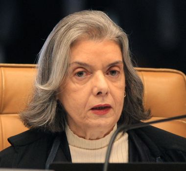 Imagem - Cármen Lúcia antecipa saída da presidência do TSE e abre transição para maio