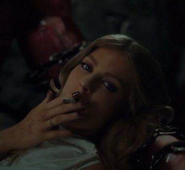 Imagem - Luísa Sonza causa nova polêmica após lançar clipe sentada no colo do diabo