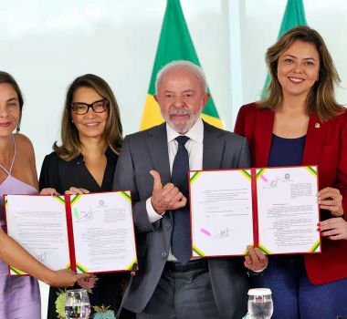 Imagem - Lula sanciona leis para fortalecer combate à violência contra mulheres