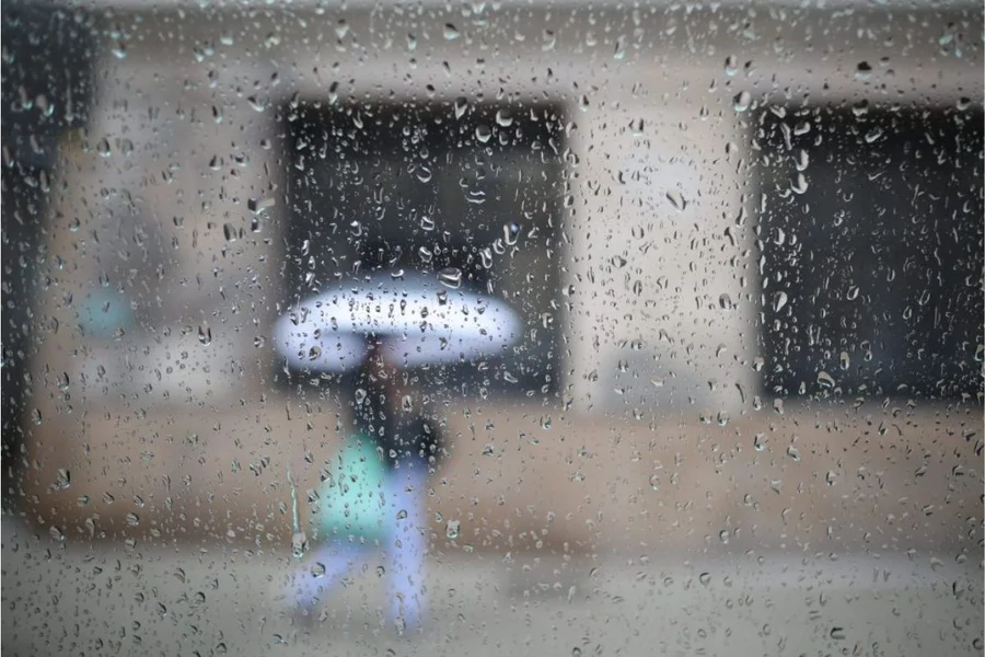 Frente fria provoca chuva forte e ventos intensos em diversas regiões do Brasil